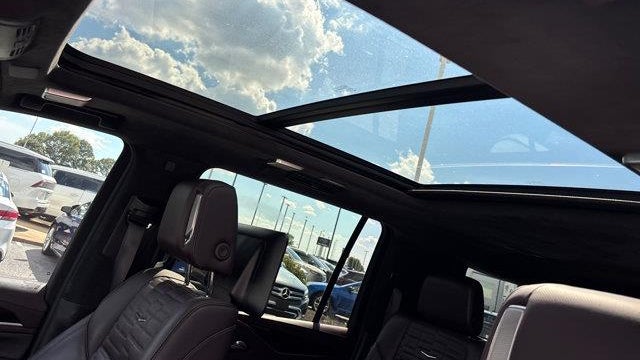 2023 Cadillac Escalade ESV Sport Platinum