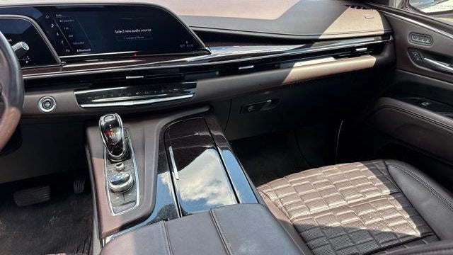 2023 Cadillac Escalade ESV Sport Platinum