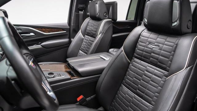 2023 Cadillac Escalade ESV Sport Platinum