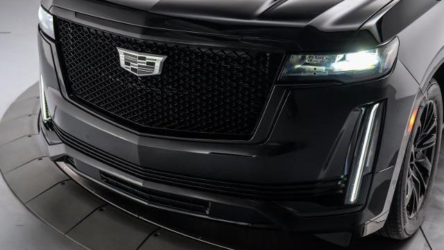2023 Cadillac Escalade ESV Sport Platinum