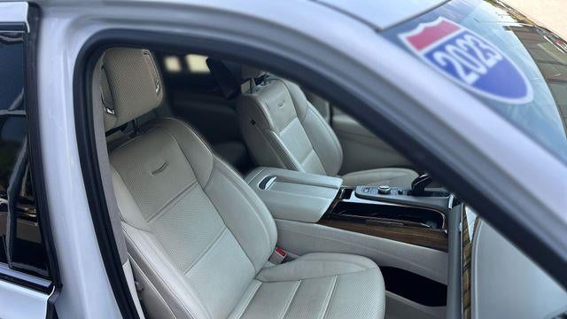 2023 Cadillac Escalade ESV Sport Platinum