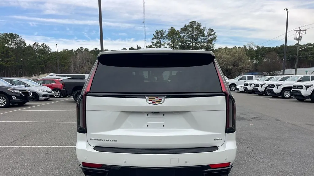 2023 Cadillac Escalade ESV Sport Platinum