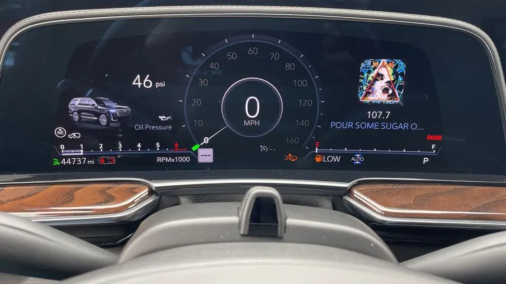 2023 Cadillac Escalade ESV Sport Platinum