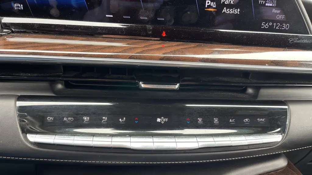 2023 Cadillac Escalade ESV Sport Platinum