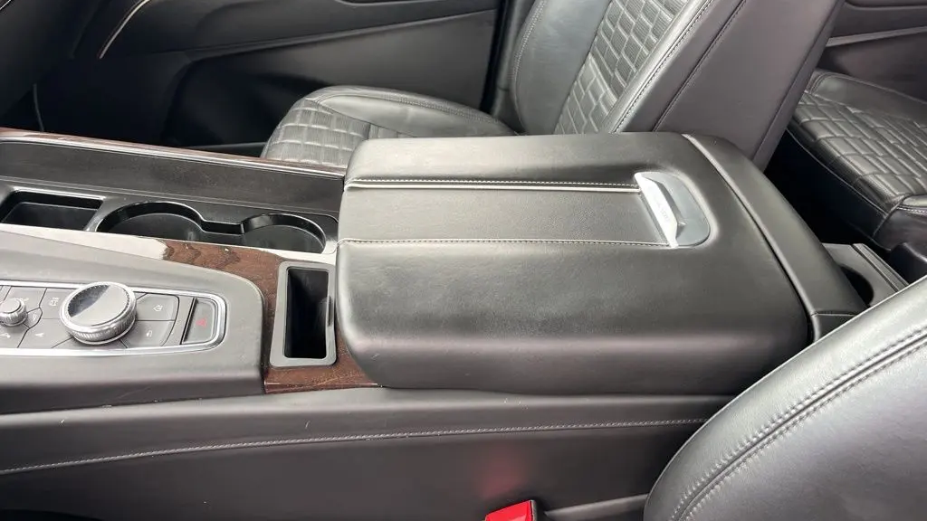 2023 Cadillac Escalade ESV Sport Platinum