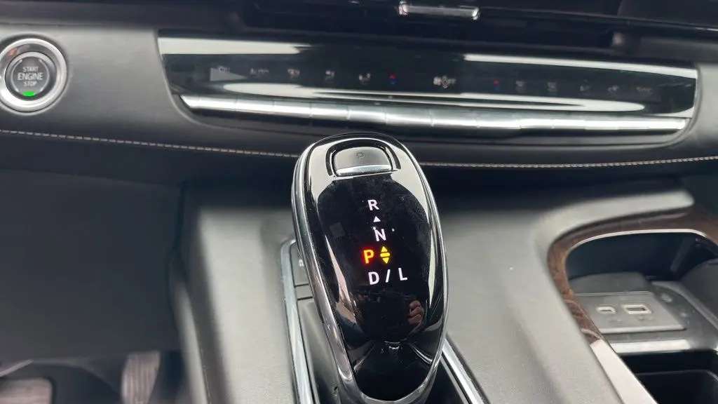 2023 Cadillac Escalade ESV Sport Platinum