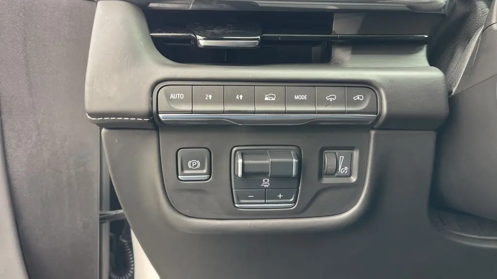 2023 Cadillac Escalade ESV Sport Platinum