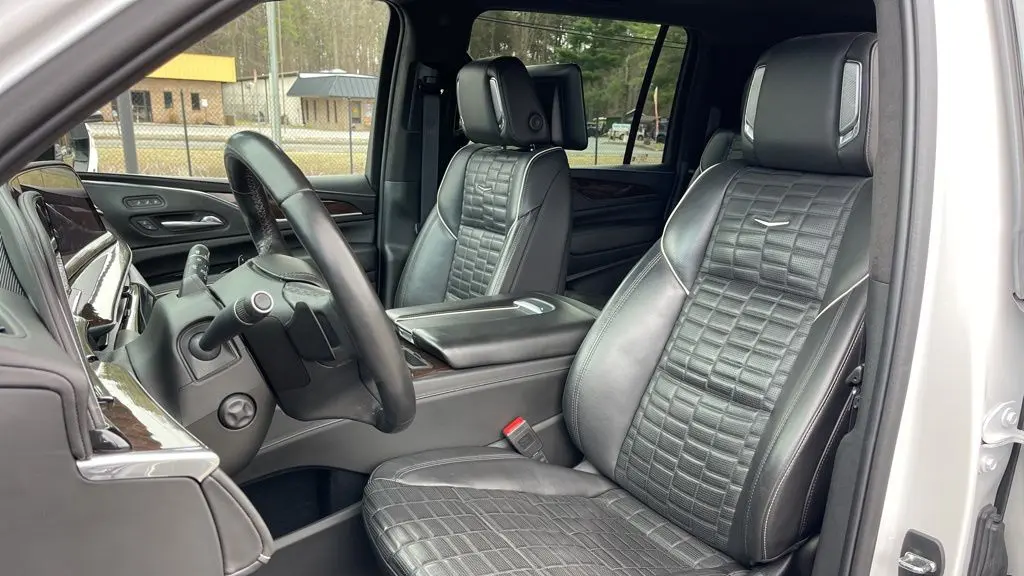 2023 Cadillac Escalade ESV Sport Platinum