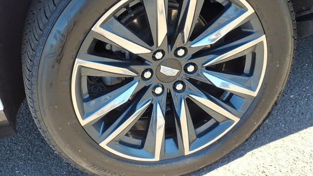 2024 Cadillac Escalade ESV Sport Platinum