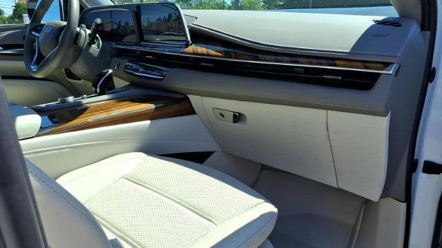 2024 Cadillac Escalade ESV Sport Platinum
