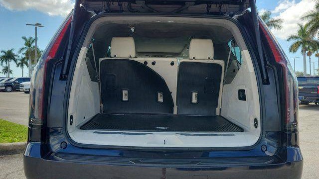2023 Cadillac Escalade ESV Sport Platinum