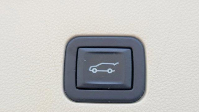 2023 Cadillac Escalade ESV Sport Platinum