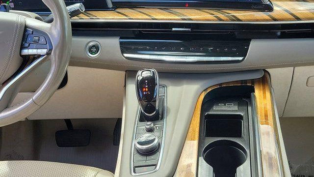 2023 Cadillac Escalade ESV Sport Platinum
