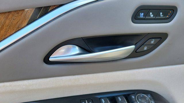 2023 Cadillac Escalade ESV Sport Platinum