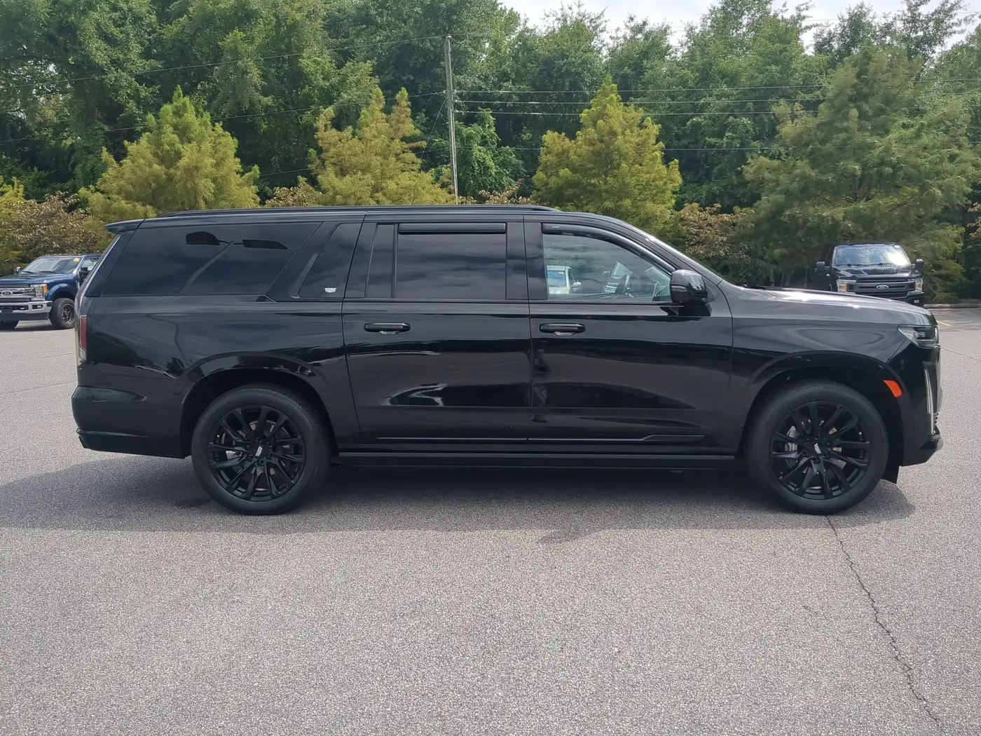 2024 Cadillac Escalade - $84,986