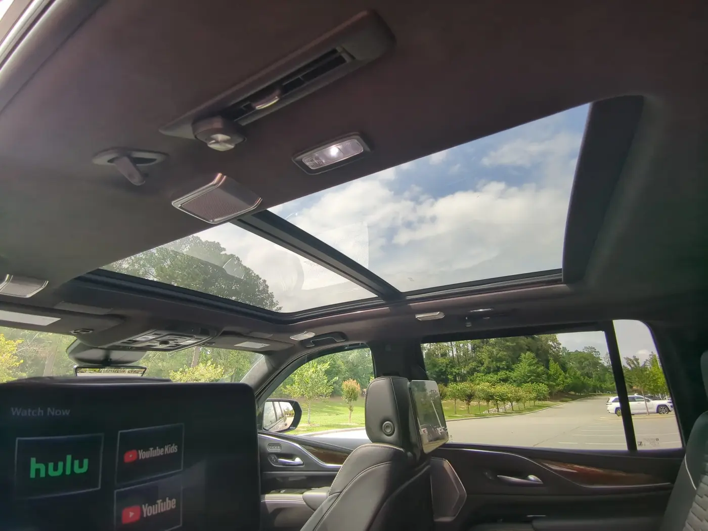 2024 Cadillac Escalade - $84,986