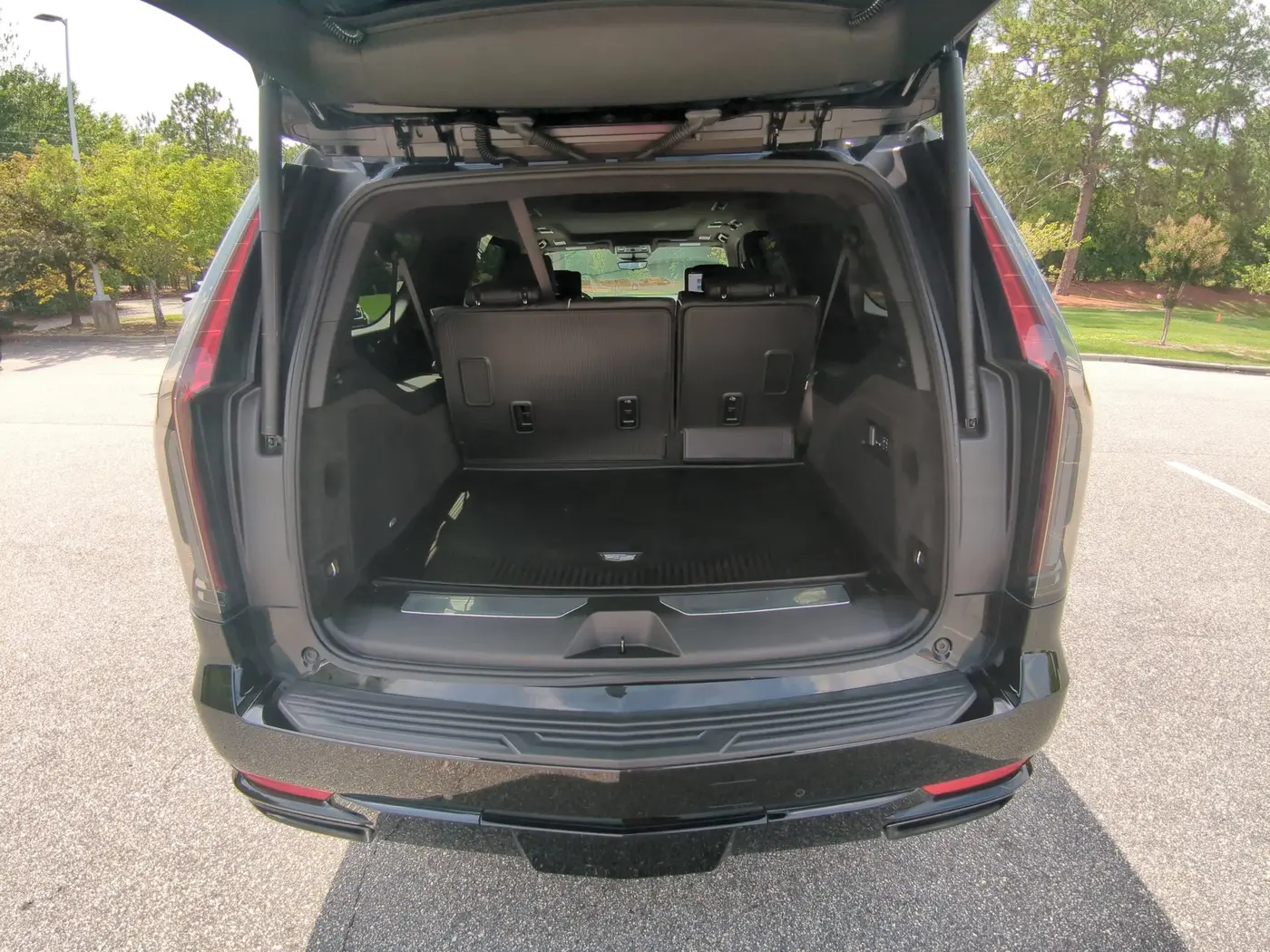 2024 Cadillac Escalade - $84,986