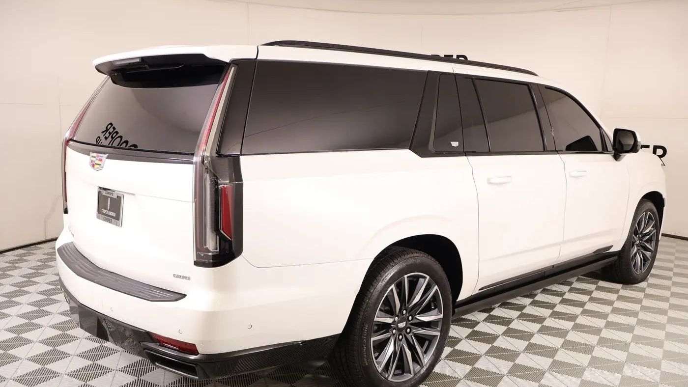 2024 Cadillac Escalade ESV Sport Platinum