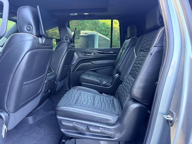 2023 Cadillac Escalade - $95,999