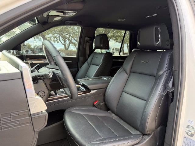 2025 Cadillac Escalade - $82,926
