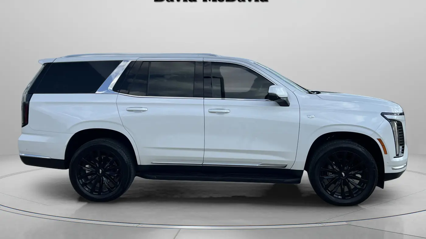 2025 Cadillac Escalade Luxury