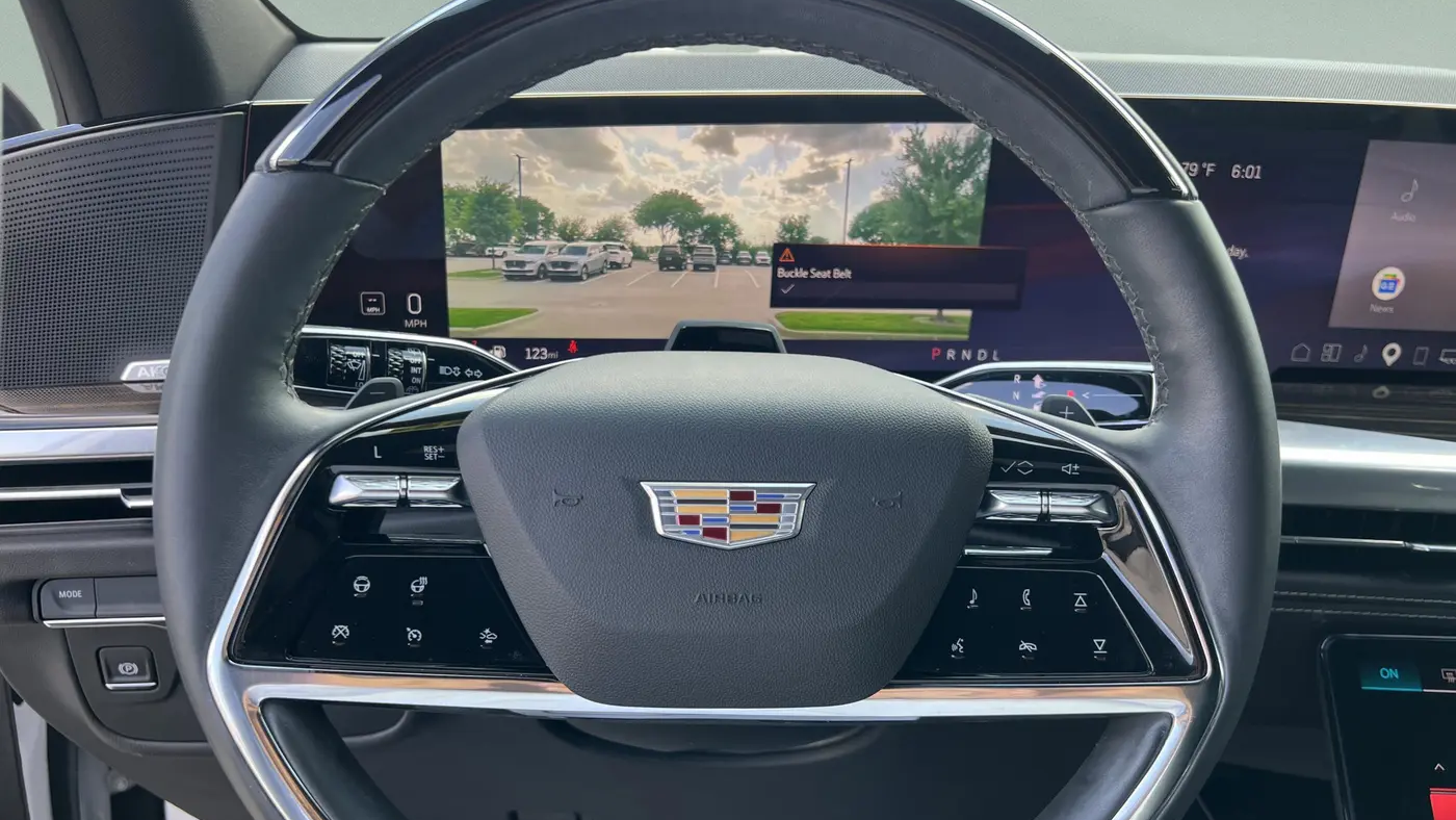 2025 Cadillac Escalade Luxury