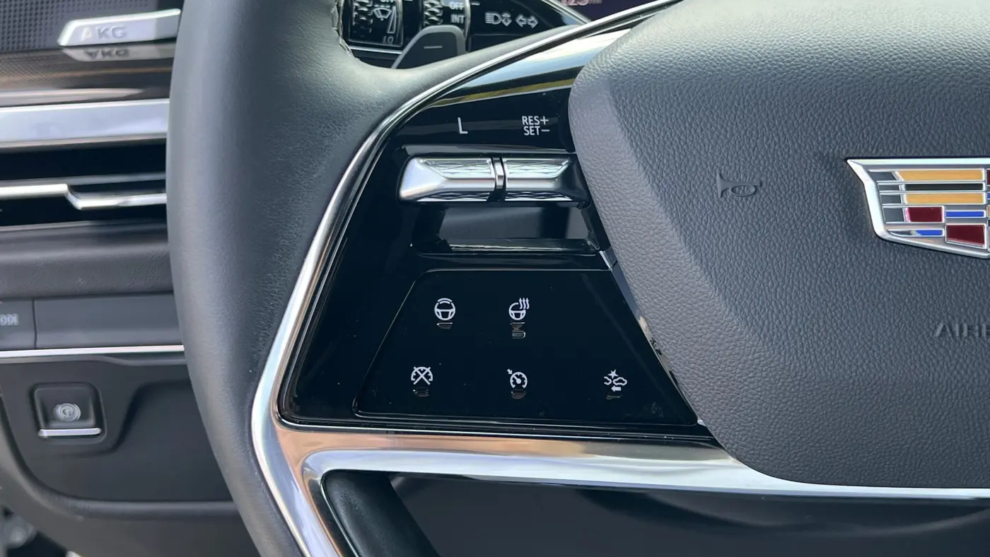 2025 Cadillac Escalade Luxury