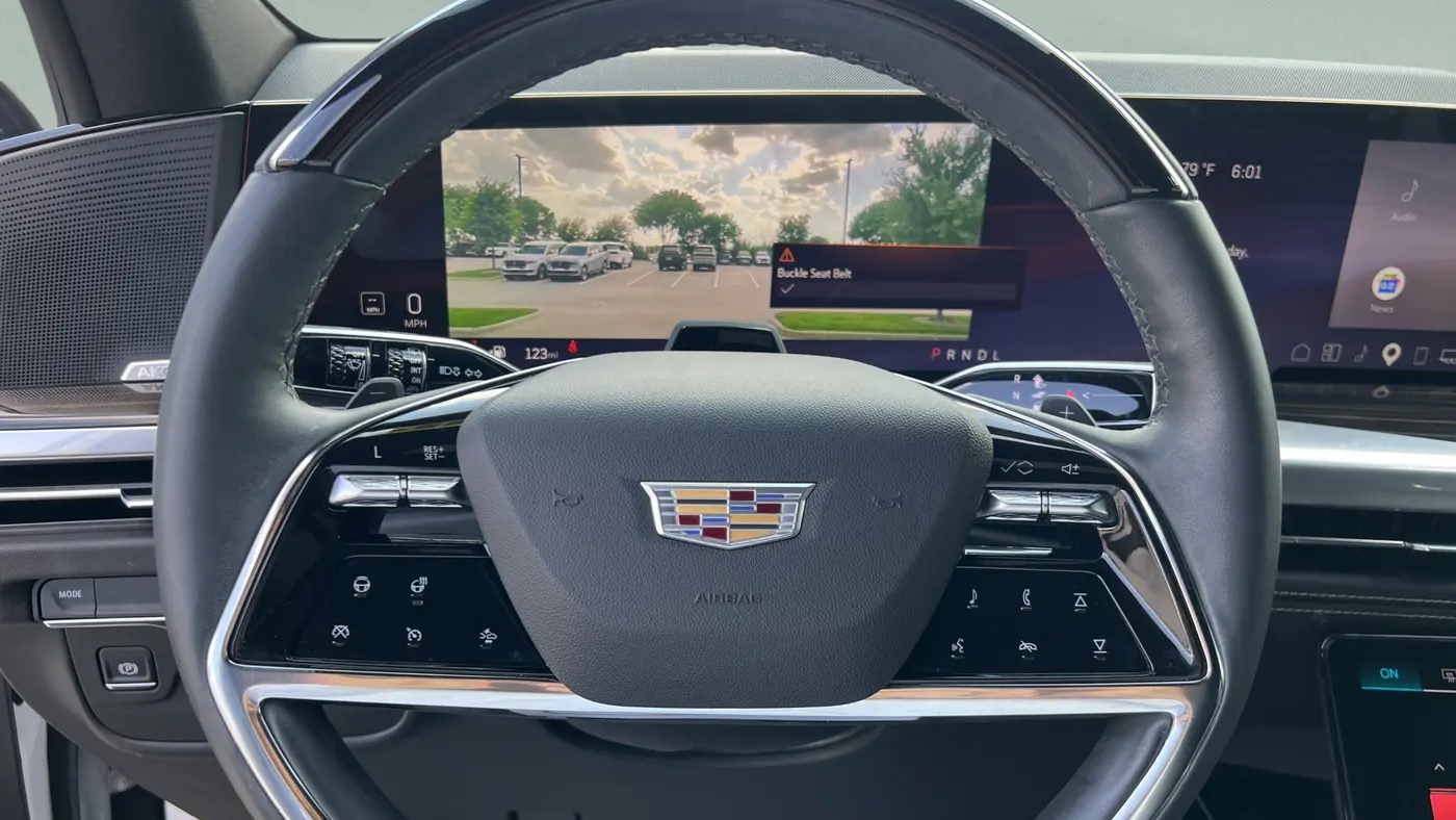 2025 Cadillac Escalade Luxury