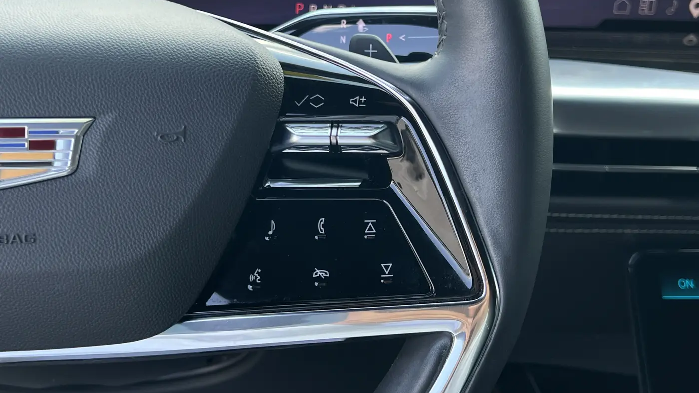 2025 Cadillac Escalade Luxury