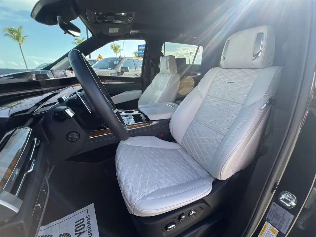 2025 Cadillac Escalade - $114,980