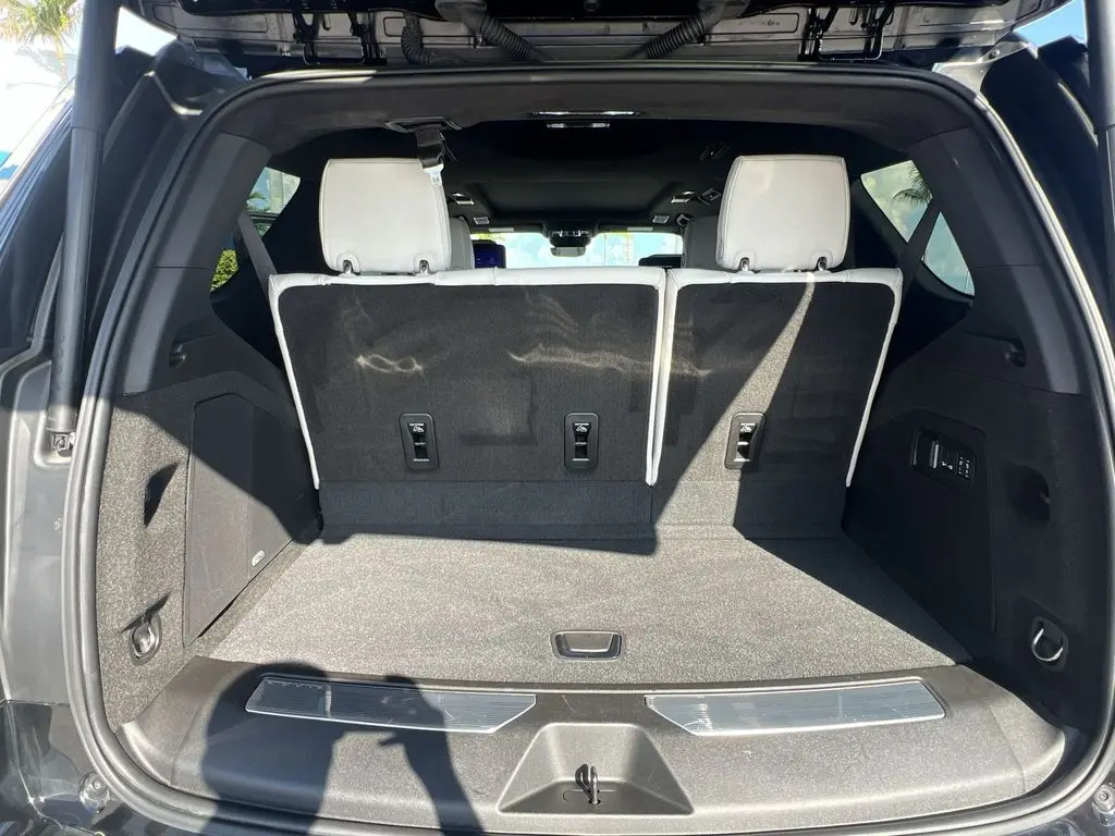 2025 Cadillac Escalade - $114,980