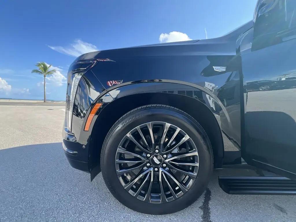 2025 Cadillac Escalade - $114,980