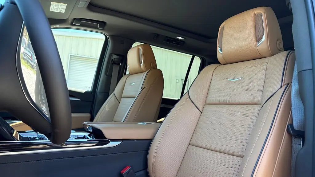 2026 Cadillac Escalade ESV Luxury