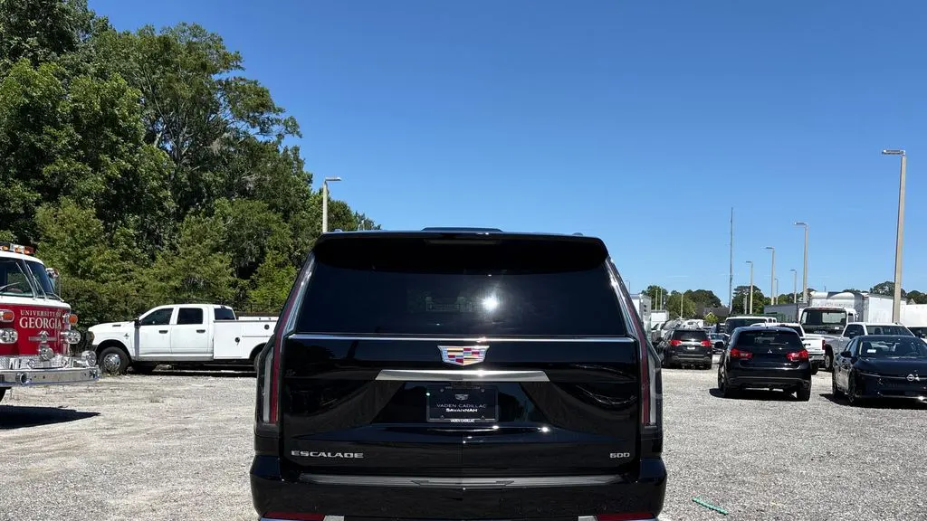 2026 Cadillac Escalade ESV Luxury