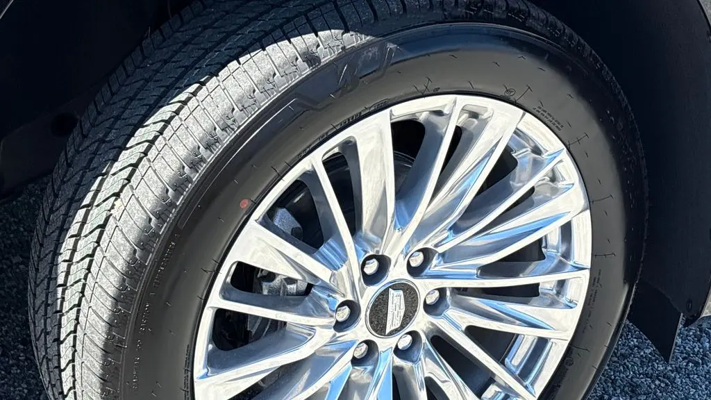 2026 Cadillac Escalade ESV Luxury