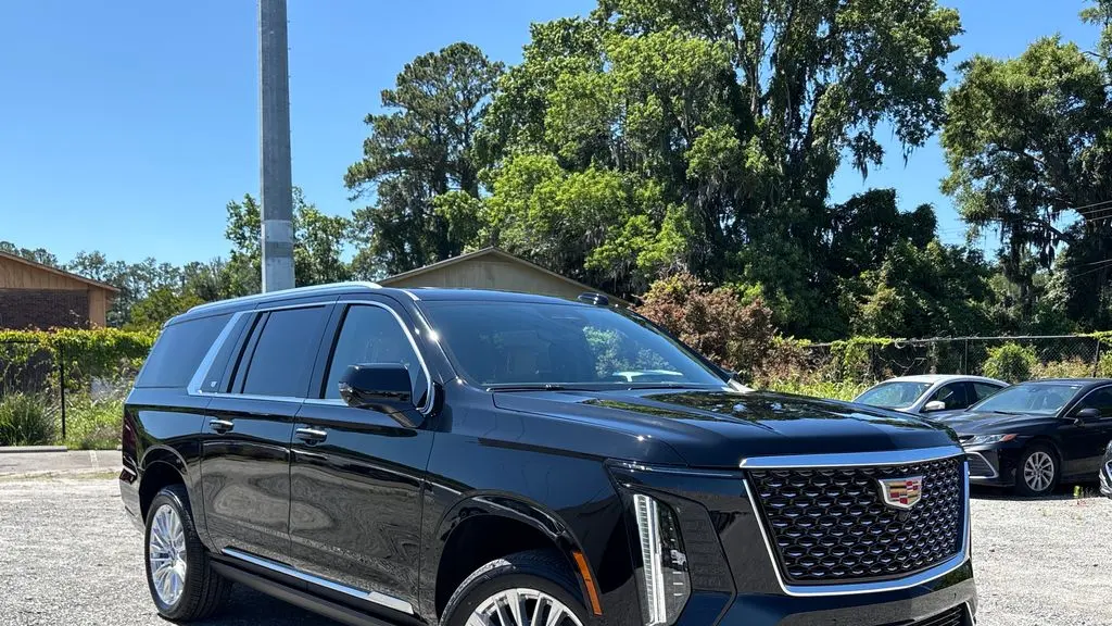 2026 Cadillac Escalade ESV Luxury