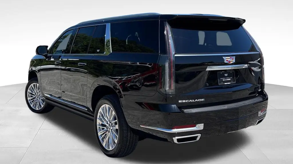 2026 Cadillac Escalade ESV Luxury