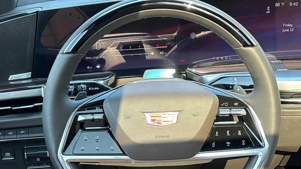2026 Cadillac Escalade ESV Luxury