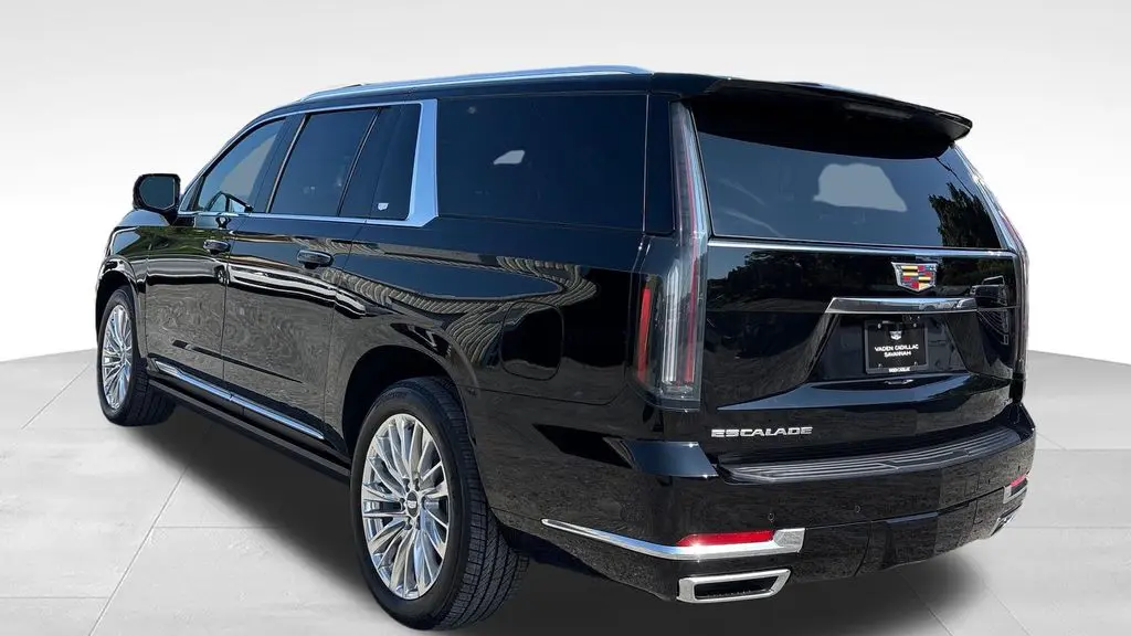 2026 Cadillac Escalade ESV Luxury