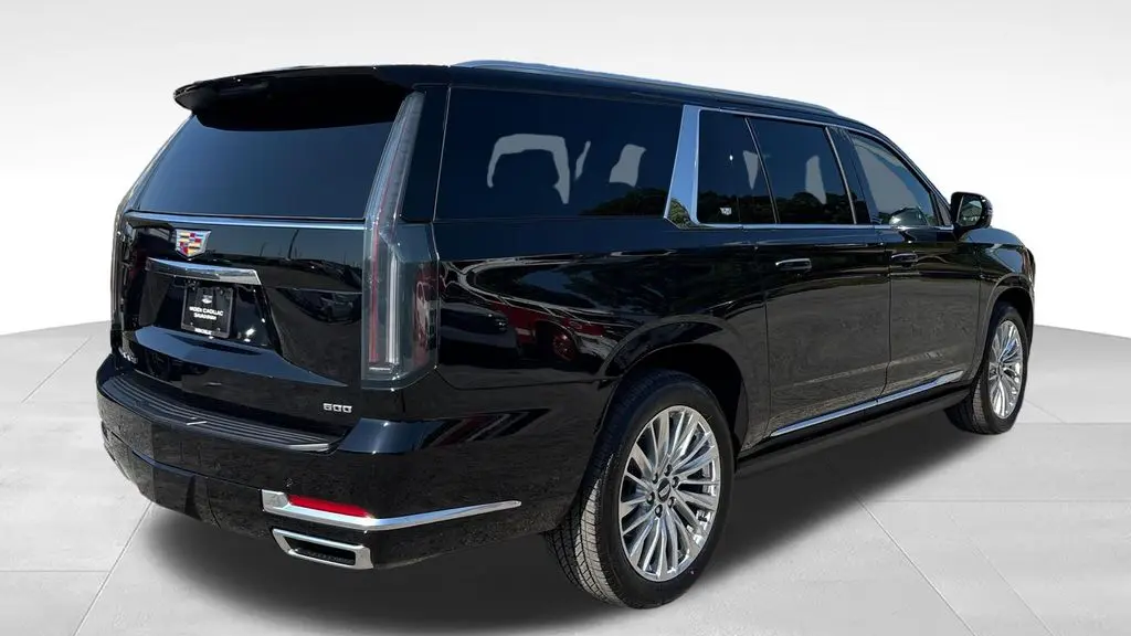2026 Cadillac Escalade ESV Luxury