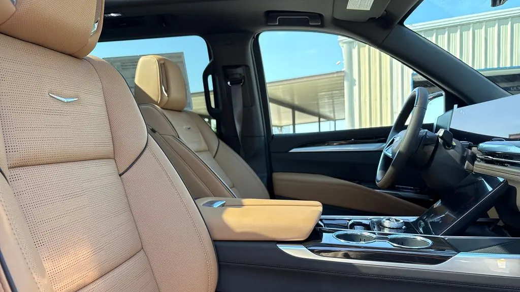2026 Cadillac Escalade ESV Luxury