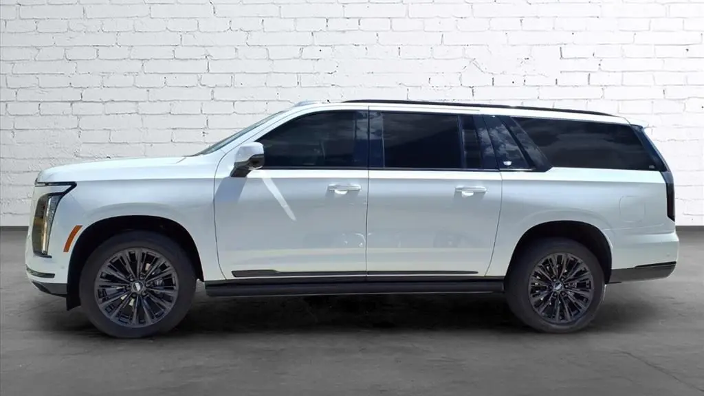 2025 Cadillac Escalade ESV Sport