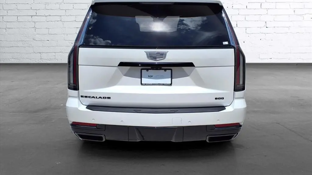 2025 Cadillac Escalade ESV Sport