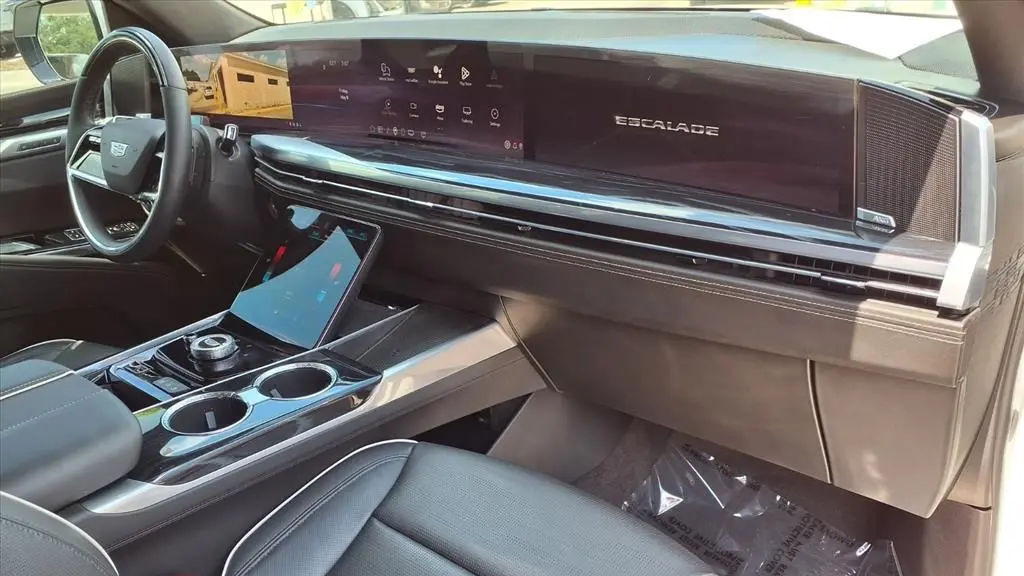 2025 Cadillac Escalade ESV Sport
