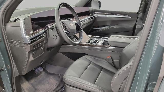 2025 Cadillac Escalade Luxury