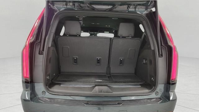 2025 Cadillac Escalade Luxury