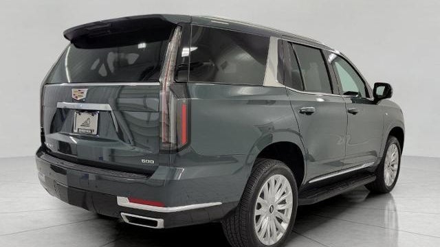 2025 Cadillac Escalade Luxury