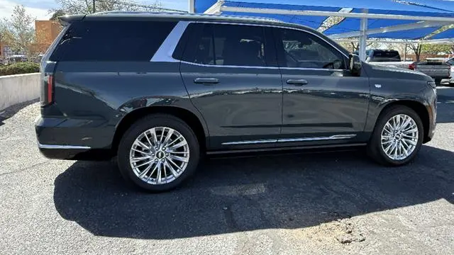2025 Cadillac Escalade Premium Luxury