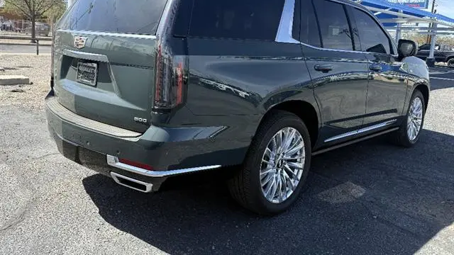 2025 Cadillac Escalade Premium Luxury