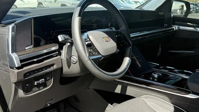 2025 Cadillac Escalade Premium Luxury